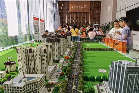 锦州国际二区2室2厅1卫32万68m2精装出售